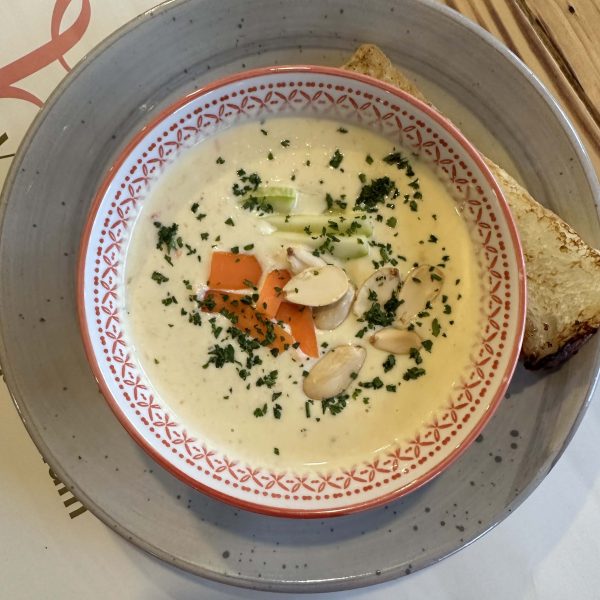 CREAM OF CHICKEN WITH ALMONDS